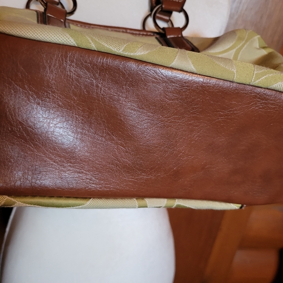 Rosetti Shoulder Handbag Green with Brown Straps - Picture 6 of 9
